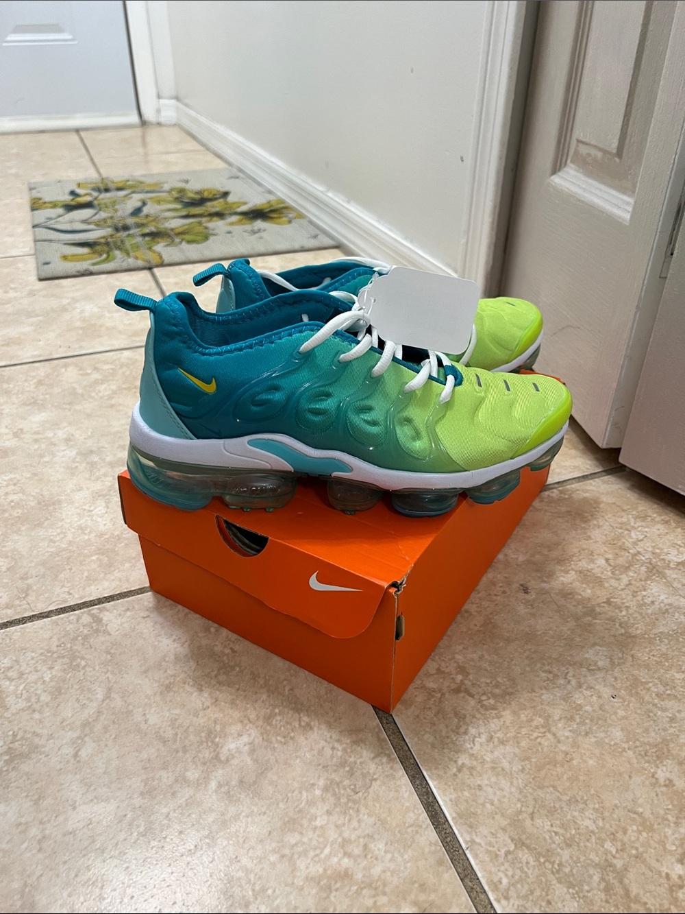 Nike Vapormax Gradient Teal & Lime Running Shoes